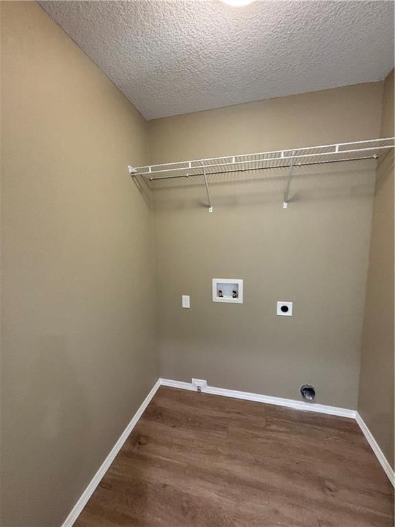306 E Adams Street — photo 14