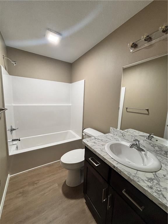 306 E Adams Street — photo 17