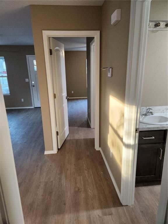 306 E Adams Street — photo 18