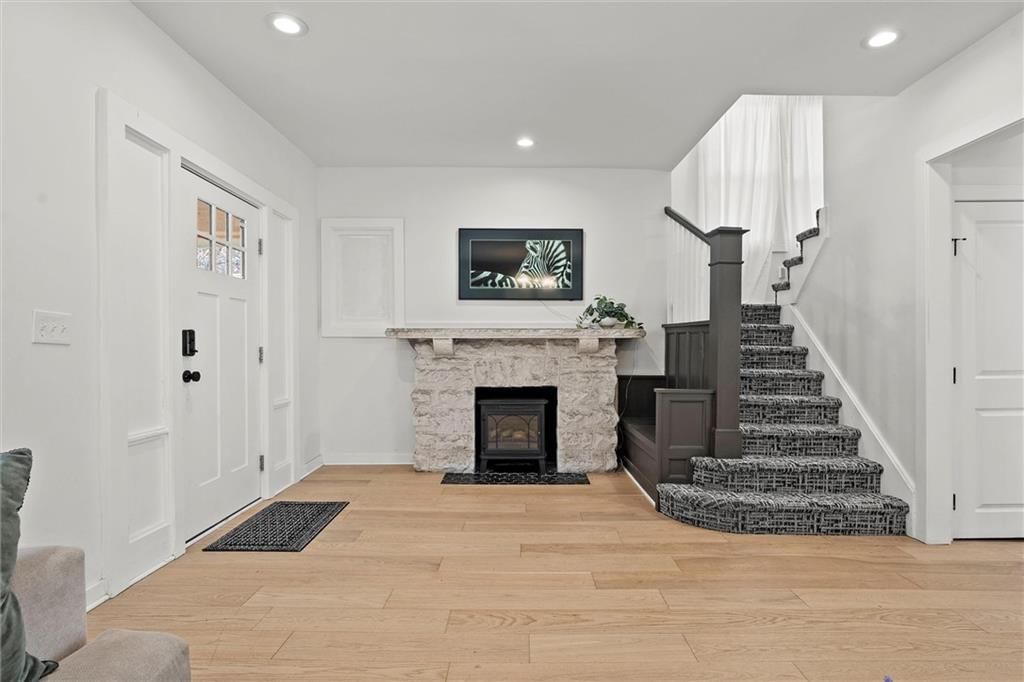 2709 Harrison Street — photo 8