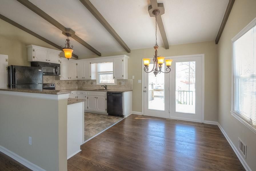 603 NE Green Street — photo 6