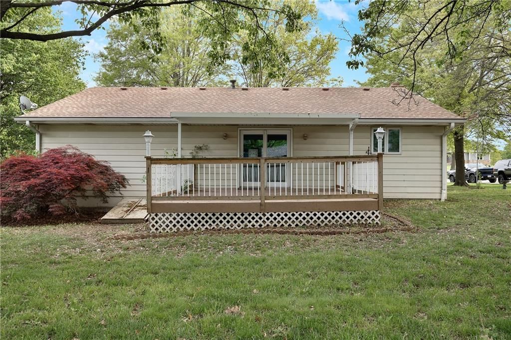 1521 Country Club Drive — photo 31
