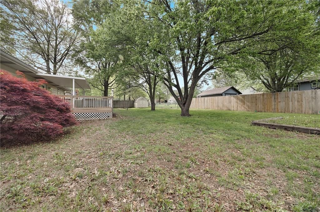 1521 Country Club Drive — photo 35