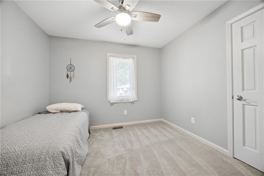 2101 S Park Street — photo 14