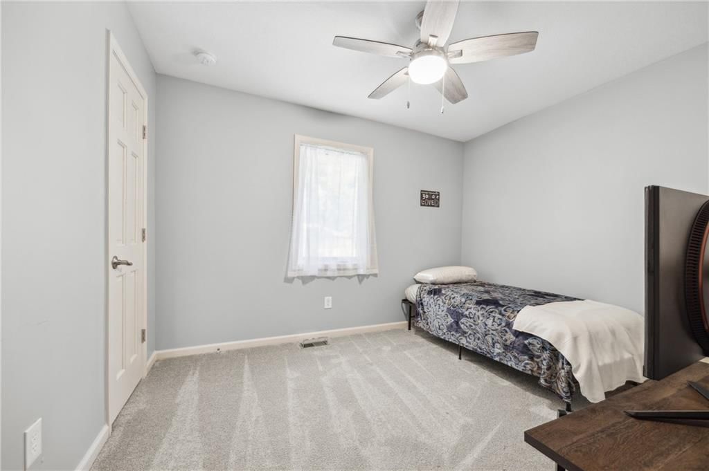 2101 S Park Street — photo 18