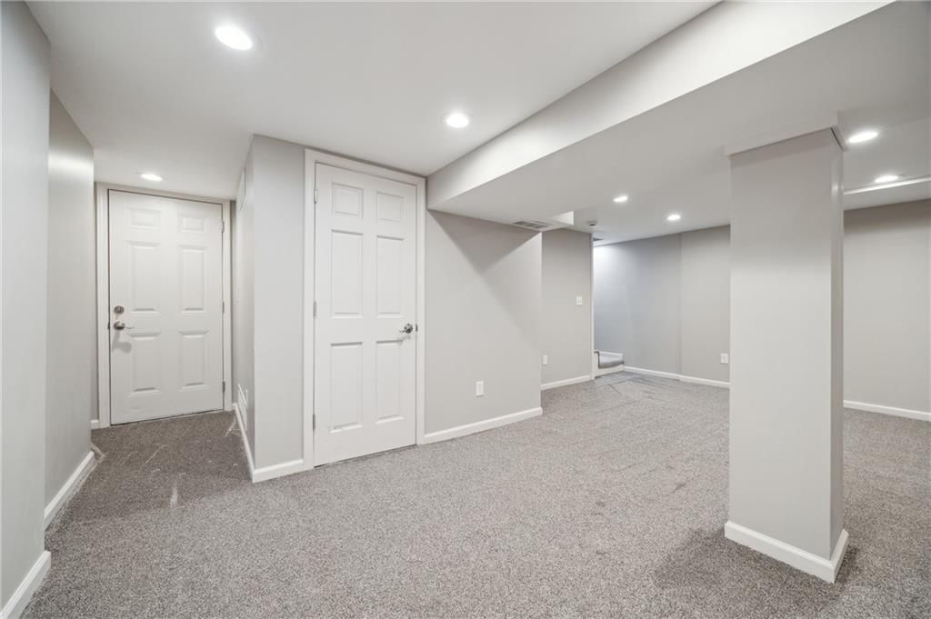 2101 S Park Street — photo 23