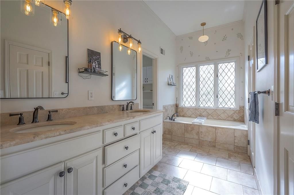 4836 W 121 Street — photo 22