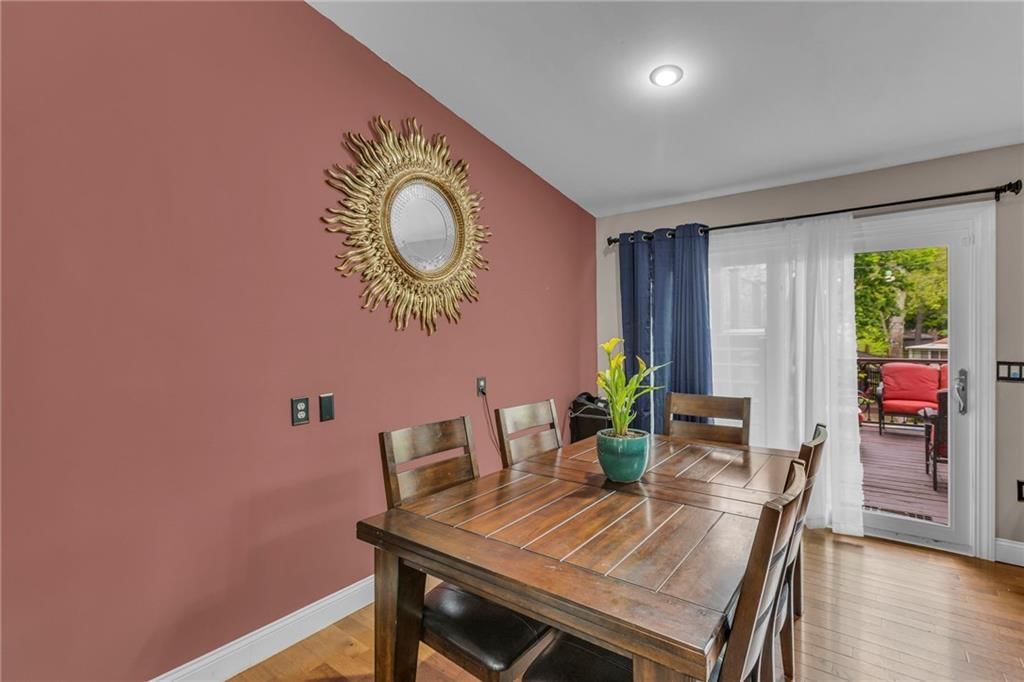 10912 Elmwood Drive — photo 9