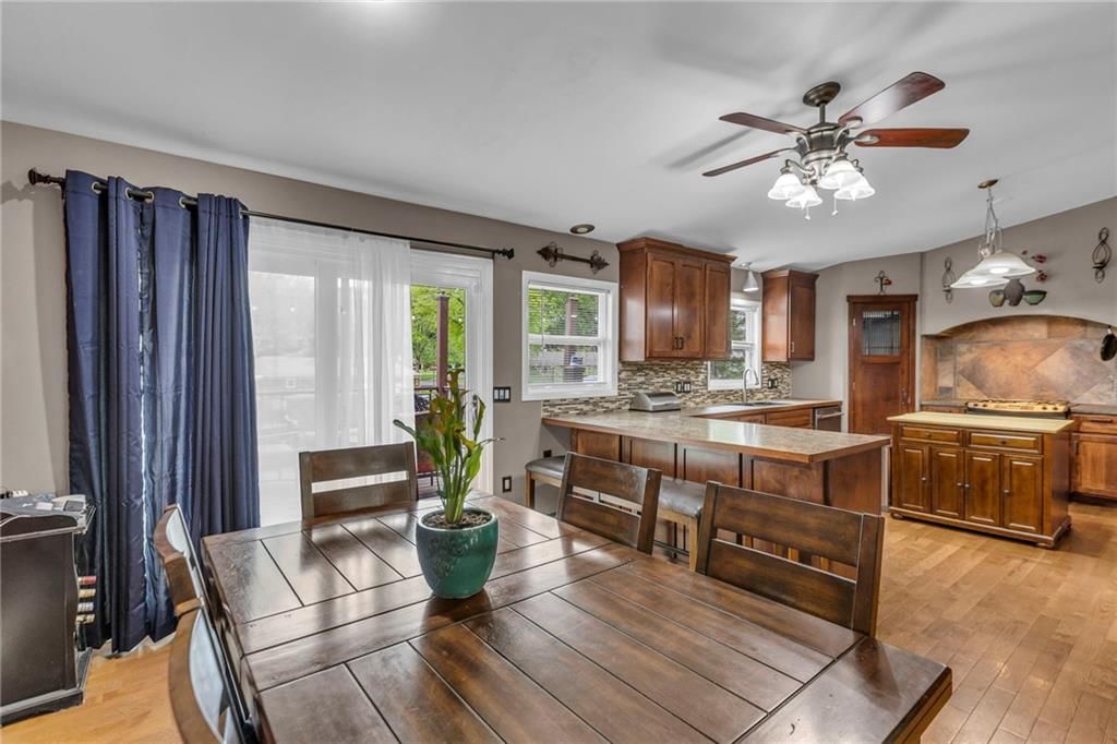 10912 Elmwood Drive — photo 10
