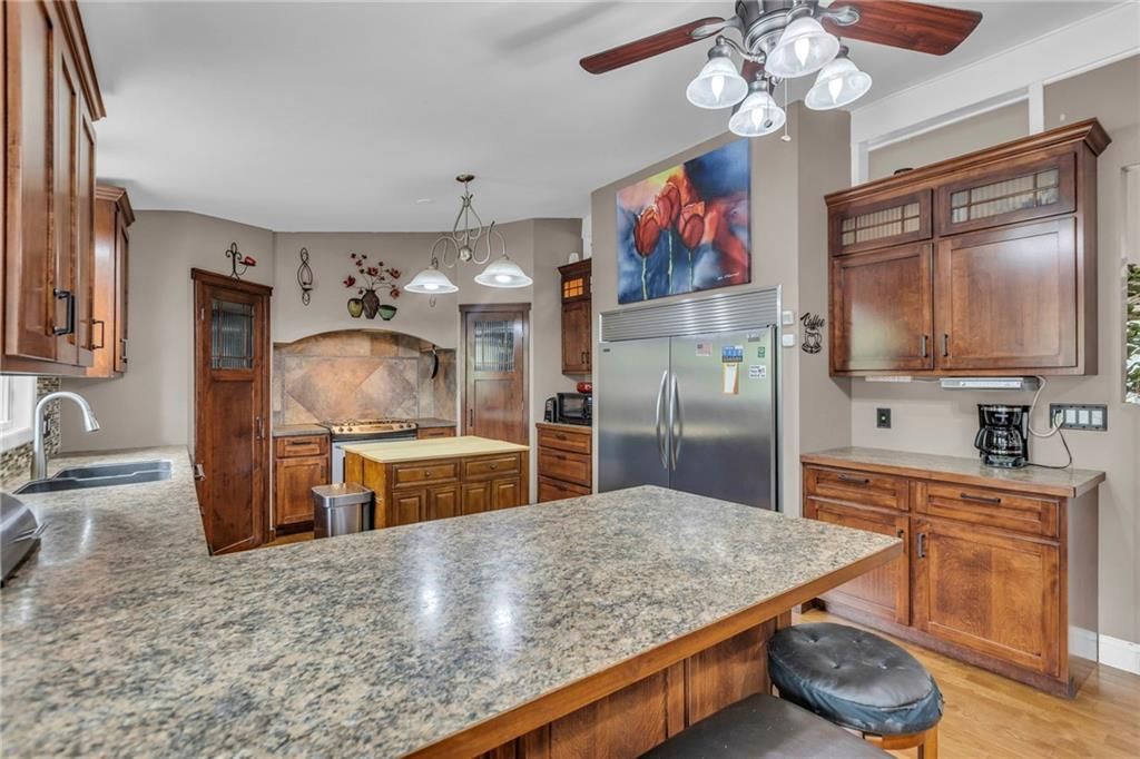 10912 Elmwood Drive — photo 12