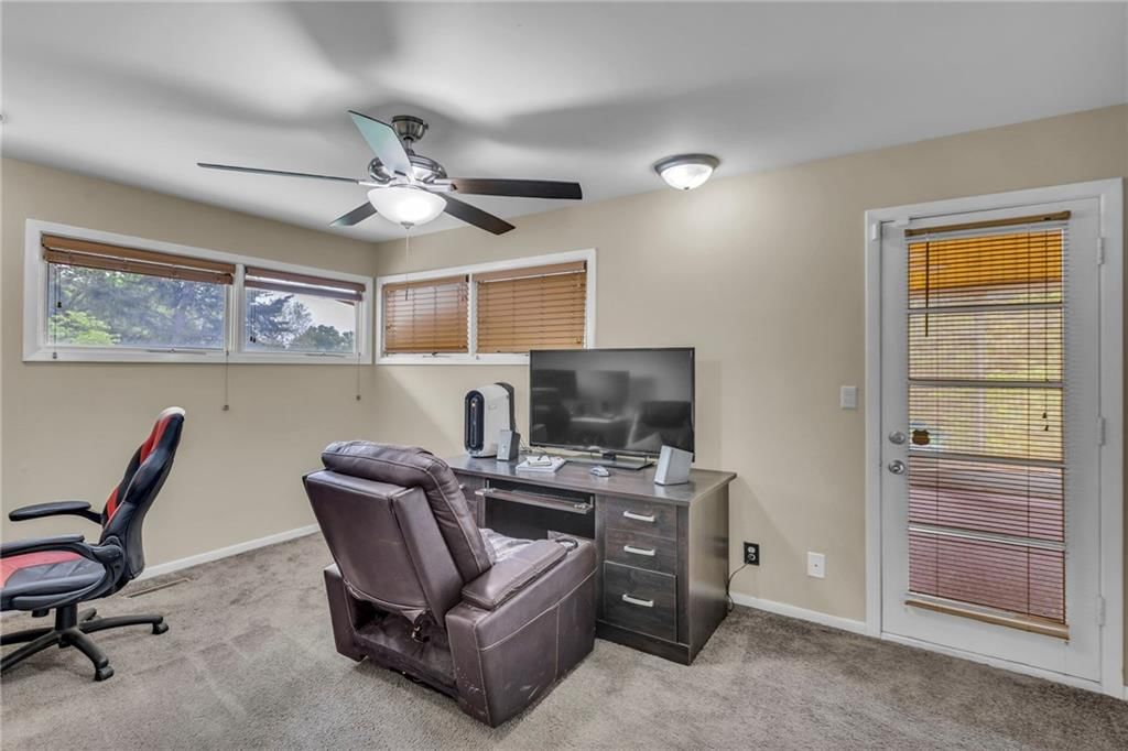 10912 Elmwood Drive — photo 26