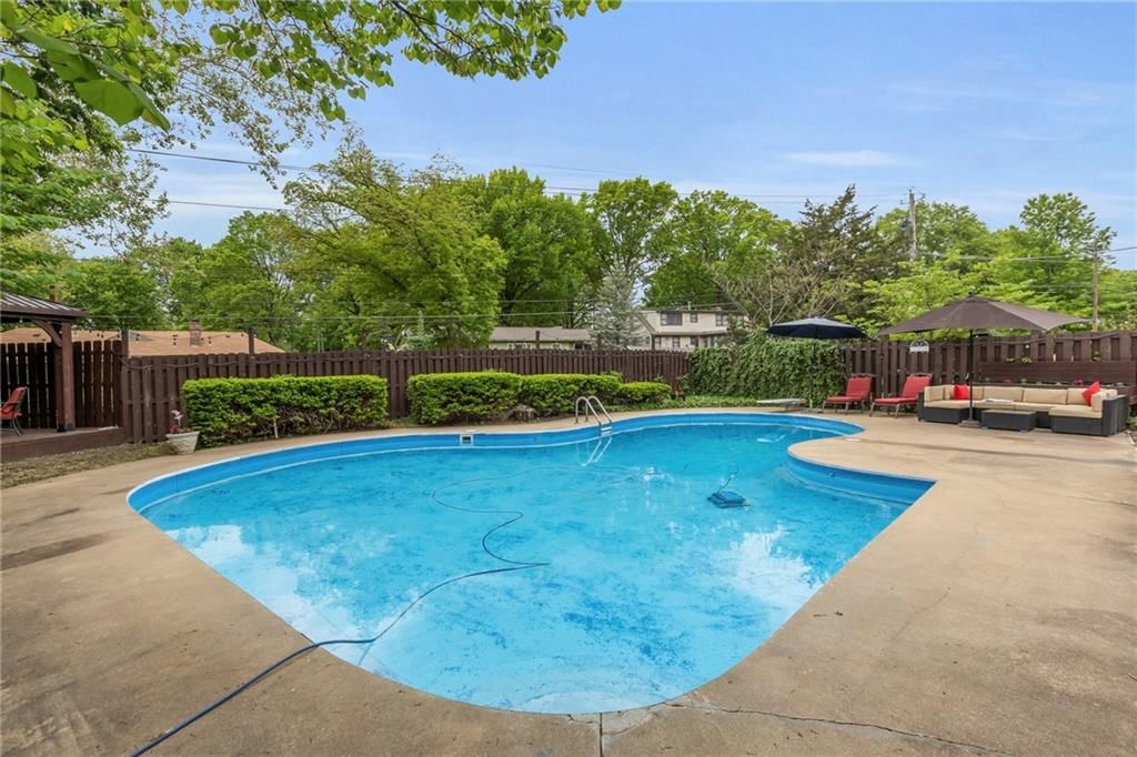 10912 Elmwood Drive — photo 41