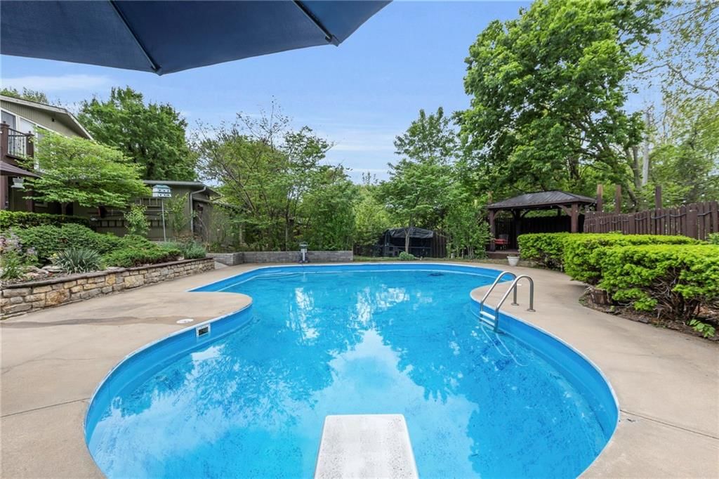 10912 Elmwood Drive — photo 43