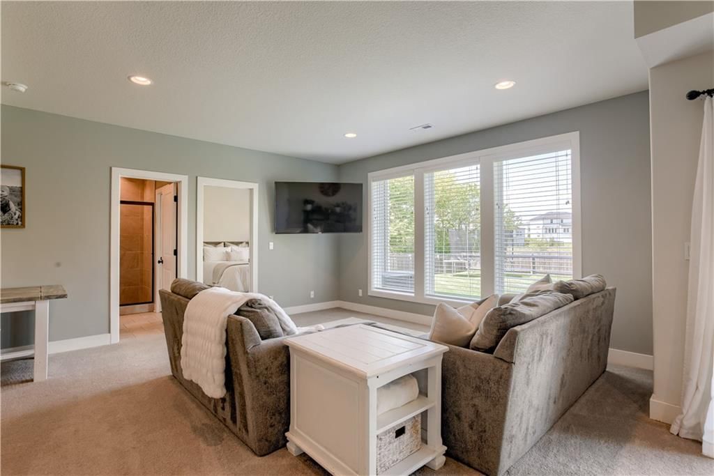 8028 NE 103RD Street — photo 23