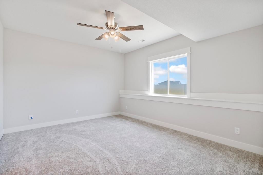 1811 Halls Creek Avenue — photo 34