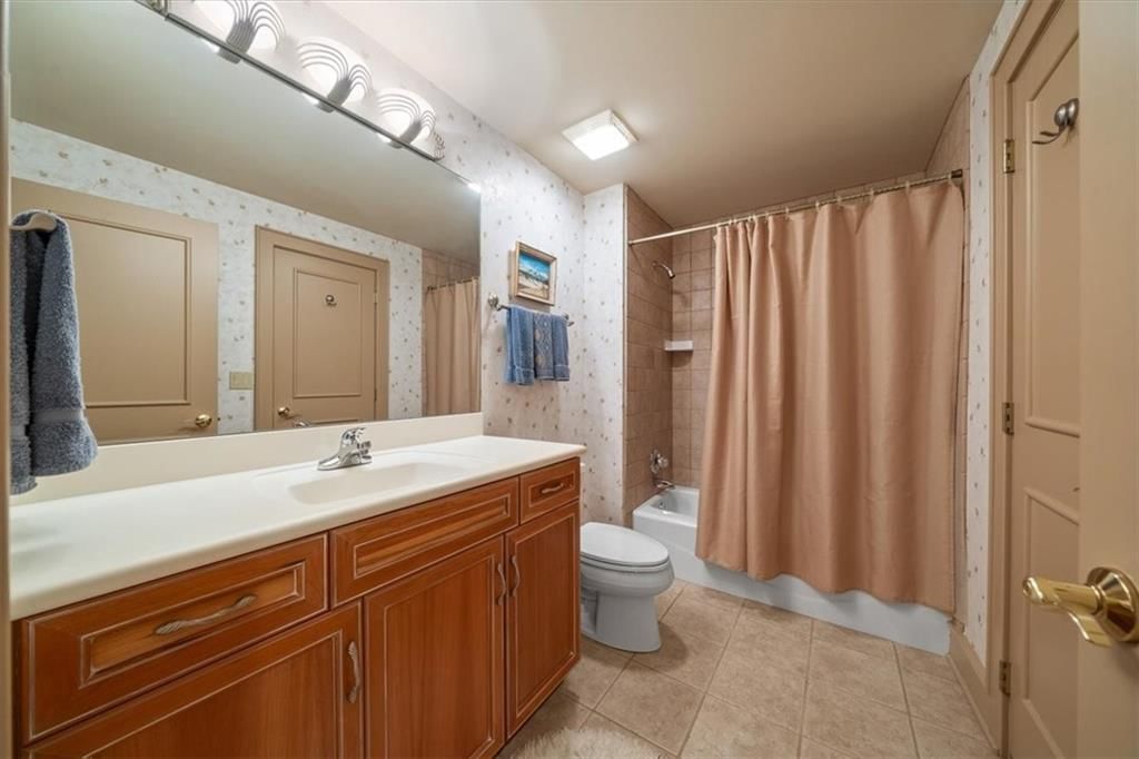 2100 W 115th Street — photo 44