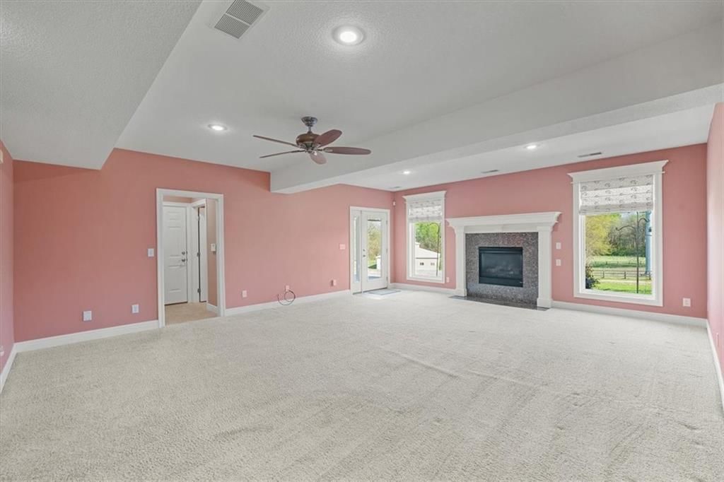 1111 N CAMPBELL Street — photo 35