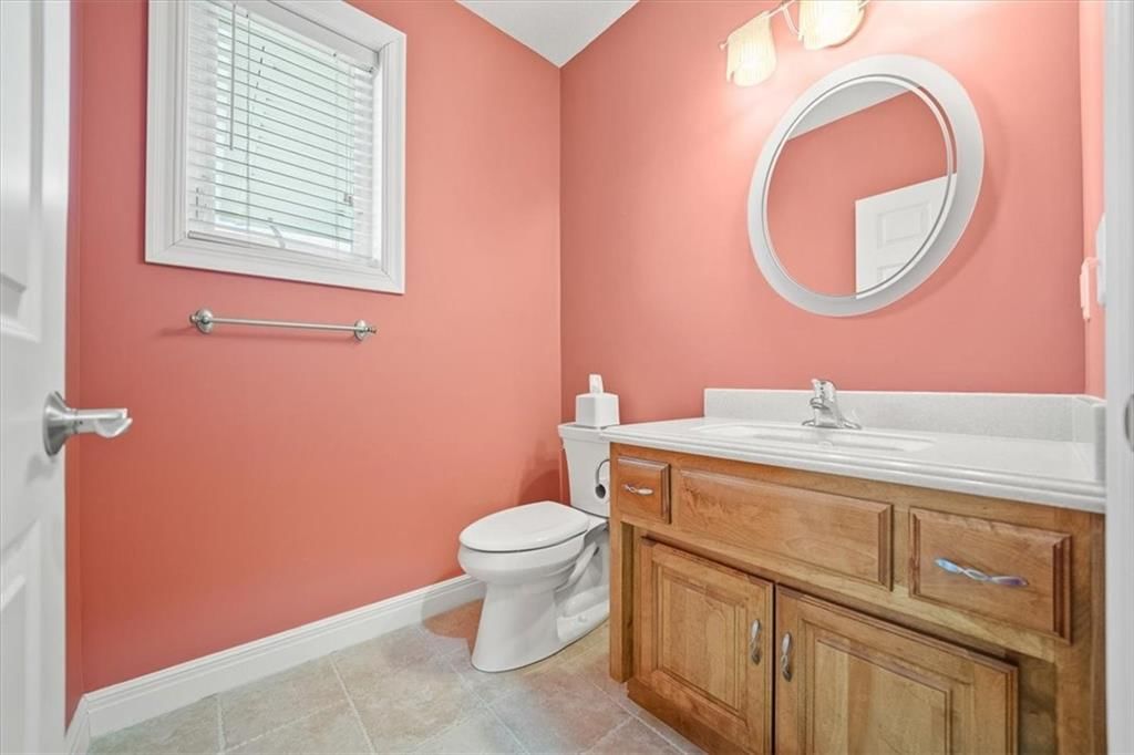 1111 N CAMPBELL Street — photo 39