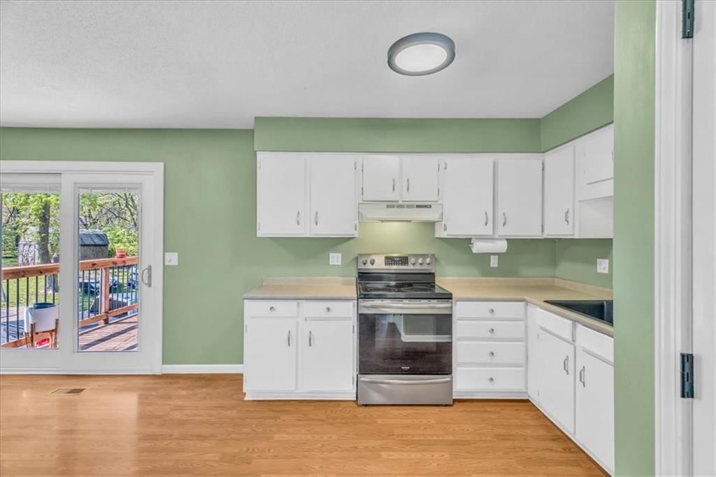 510 NE RICHARDSON Place — photo 8