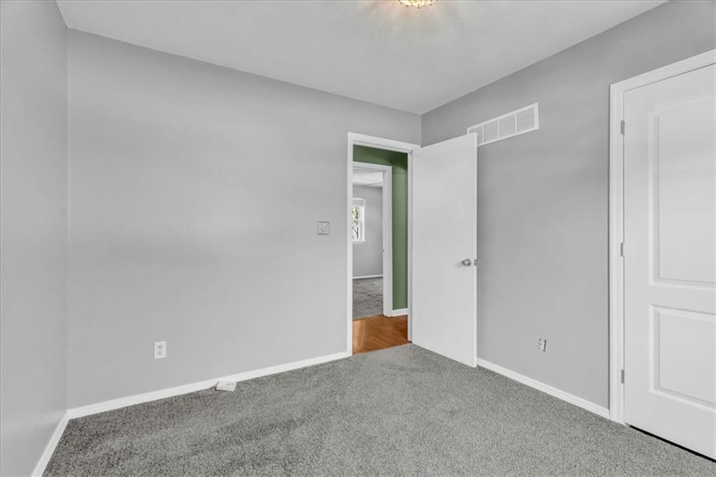 510 NE RICHARDSON Place — photo 13