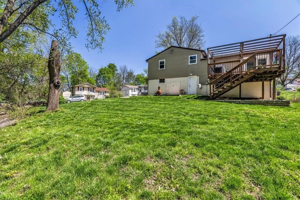 510 NE RICHARDSON Place — photo 24