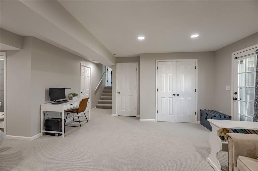 9114 N Mersington Avenue — photo 46