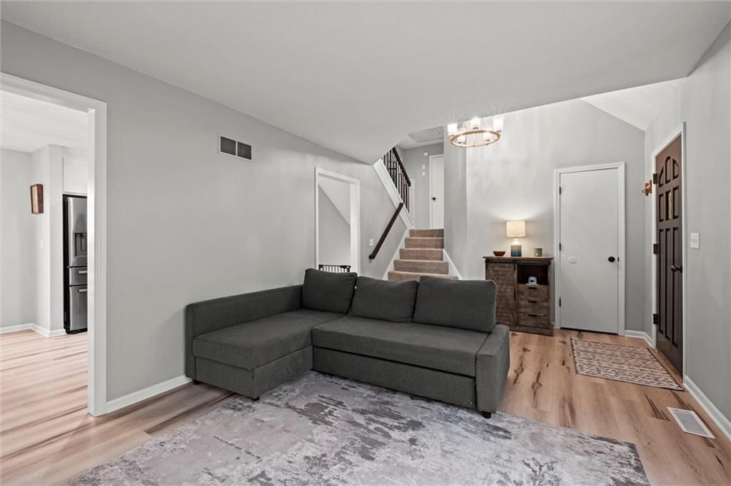 28274 W 311th Street — photo 8