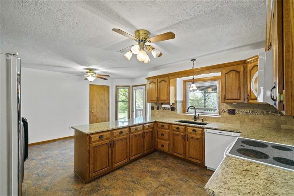 1913 Hidden Valley Drive — photo 14