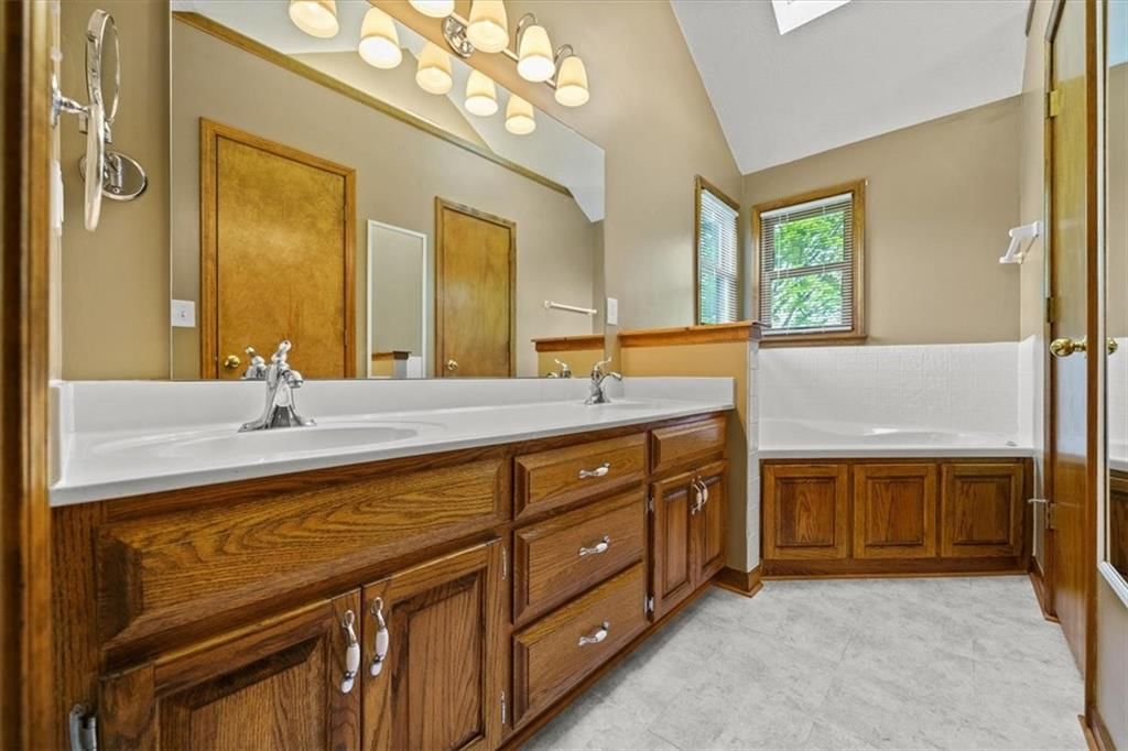 1913 Hidden Valley Drive — photo 18