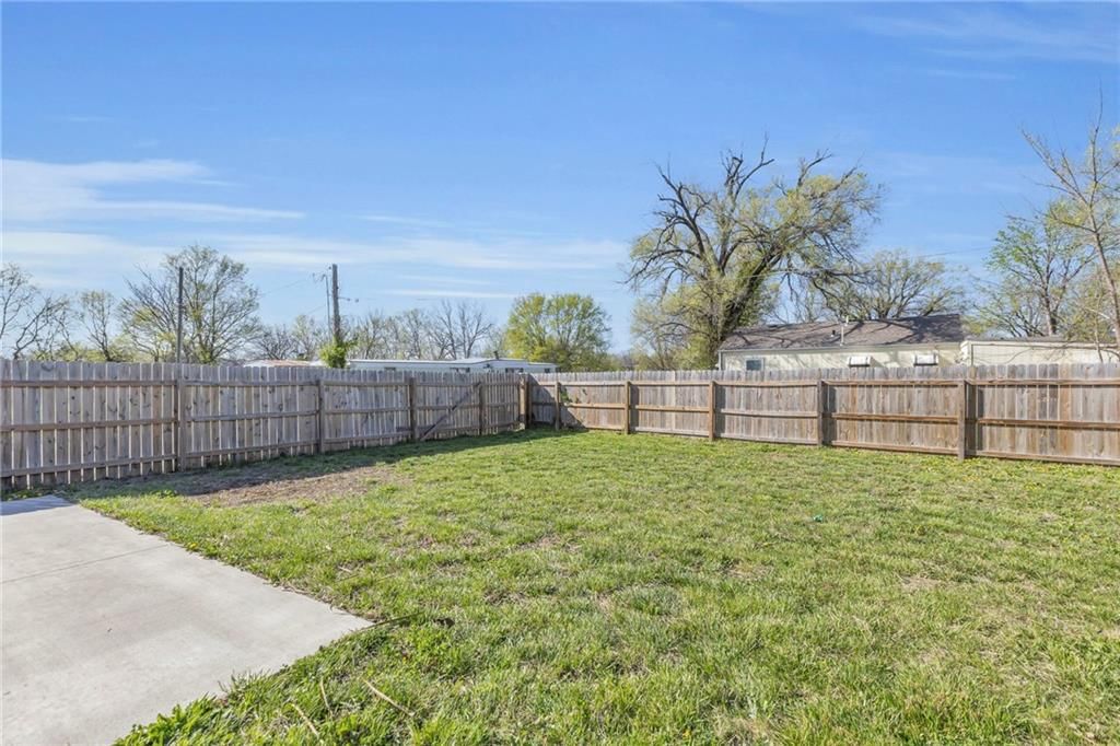 1750 Main Street Terrace — photo 27