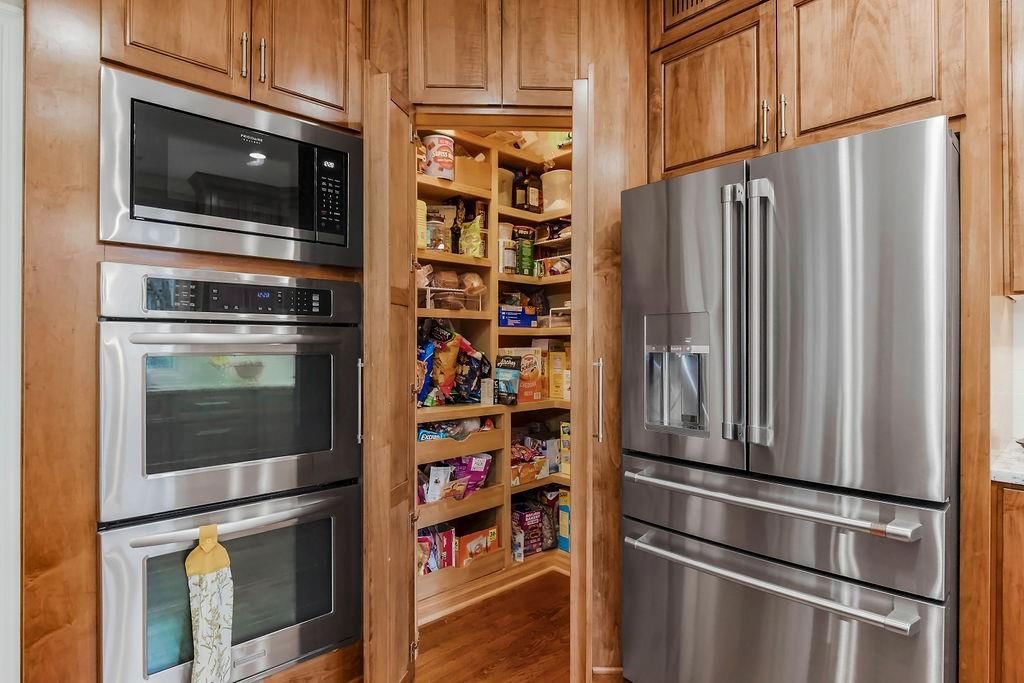 10863 S Cedar Niles Circle — photo 21