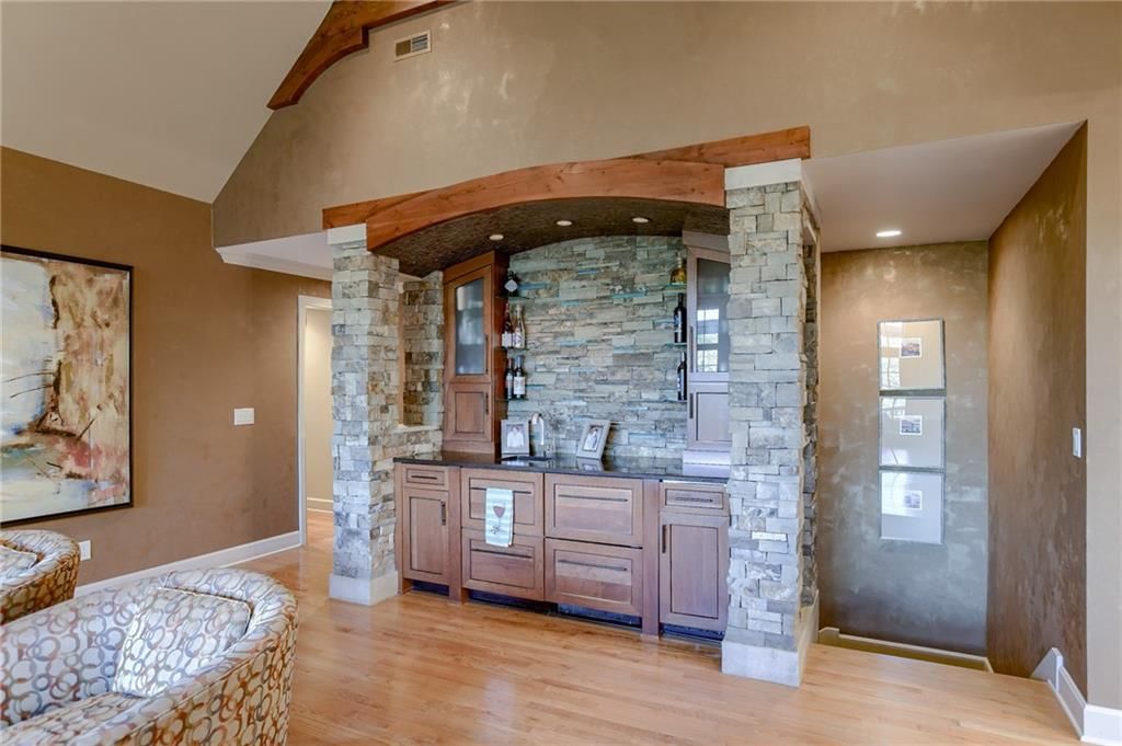 9717 Overbrook Road — photo 4