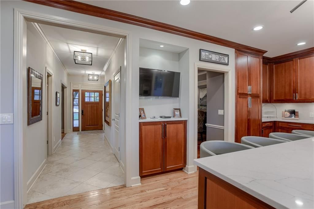9717 Overbrook Road — photo 10