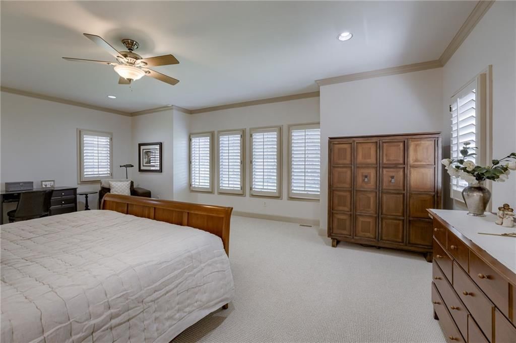9717 Overbrook Road — photo 15