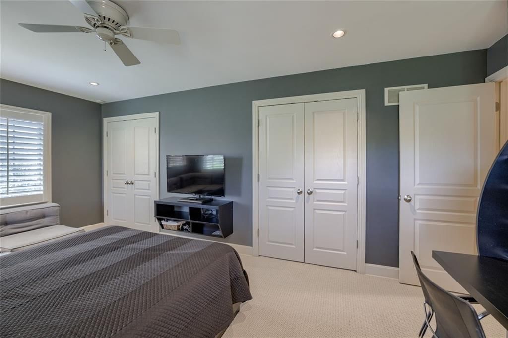 9717 Overbrook Road — photo 23