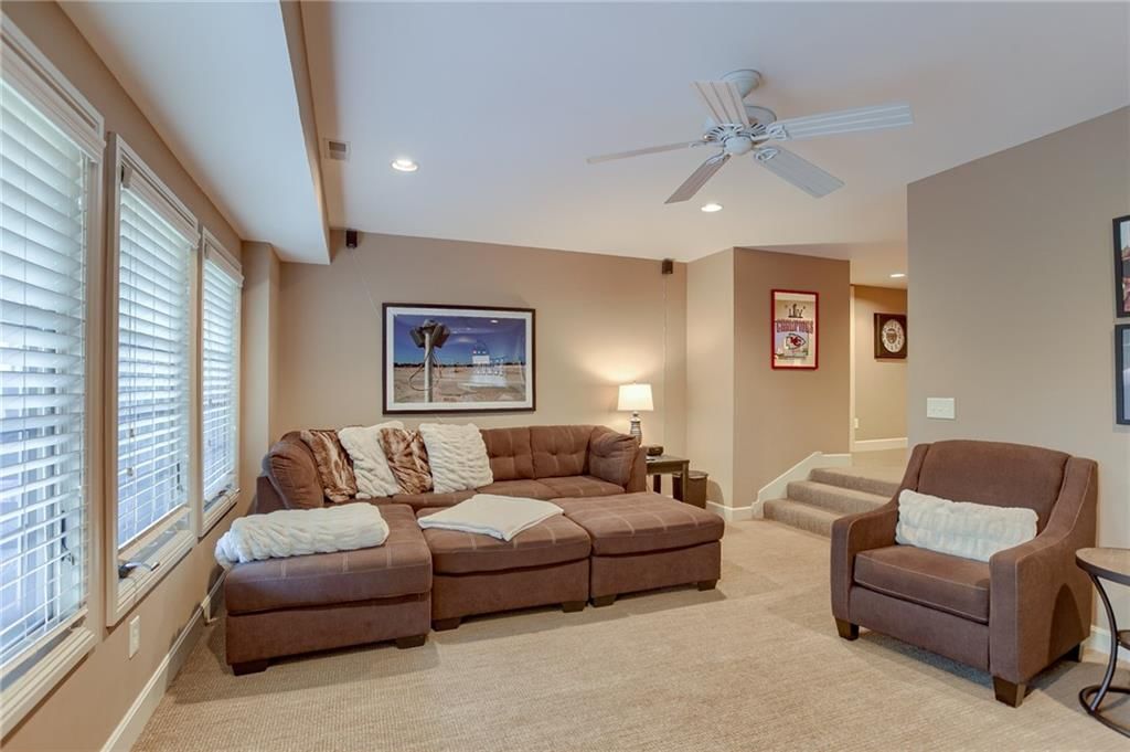 9717 Overbrook Road — photo 33