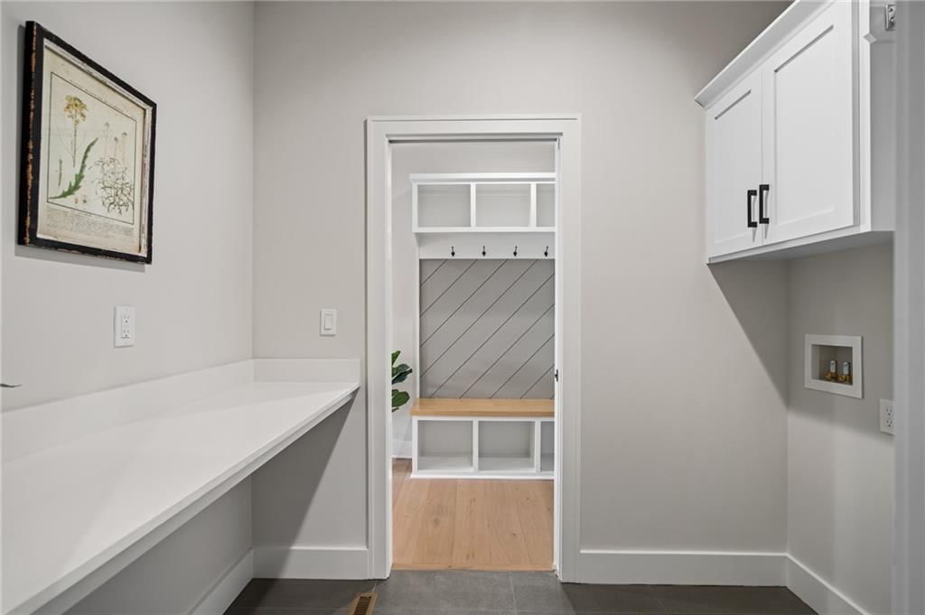605 Hampstead Drive — photo 34