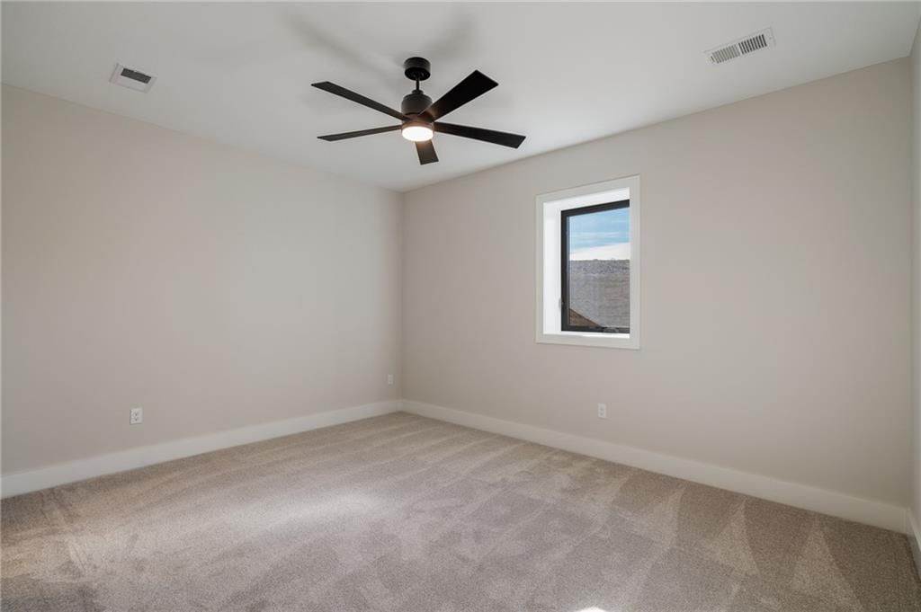 605 Hampstead Drive — photo 48
