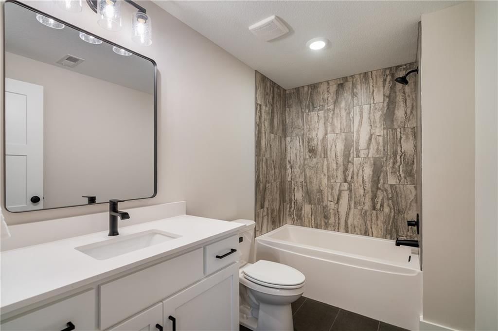 605 Hampstead Drive — photo 49