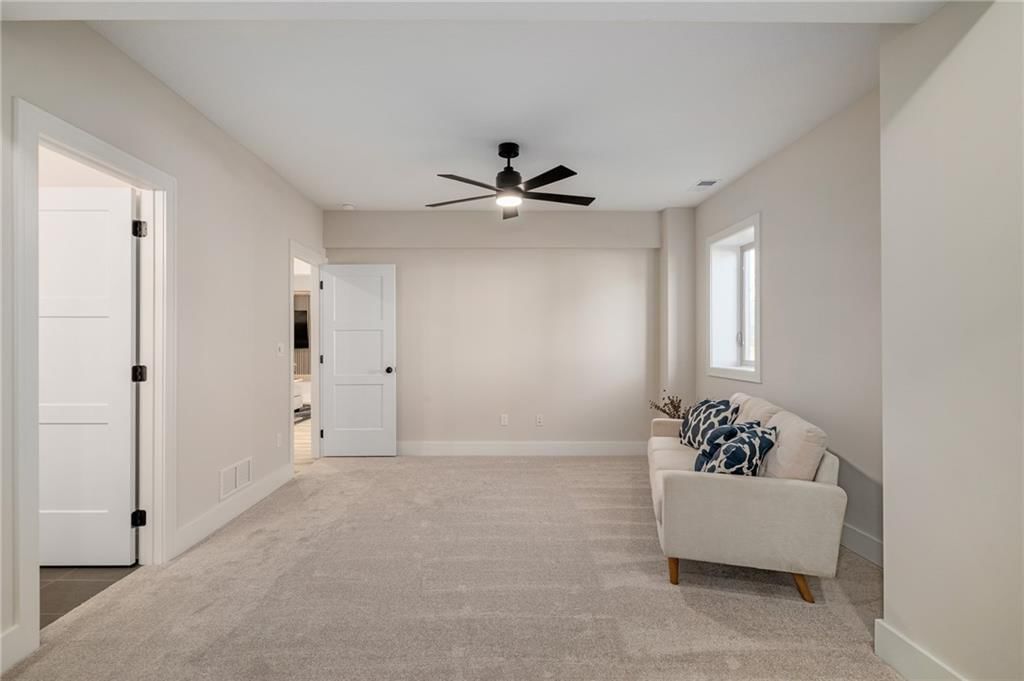 605 Hampstead Drive — photo 50