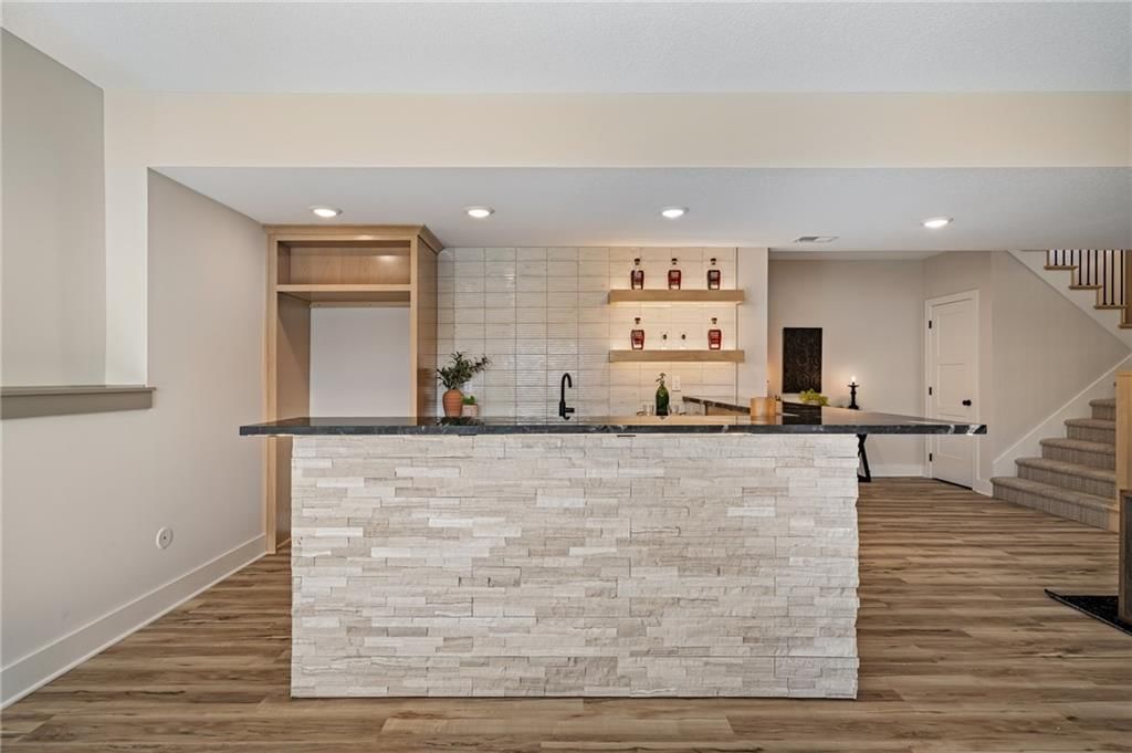 605 Hampstead Drive — photo 61