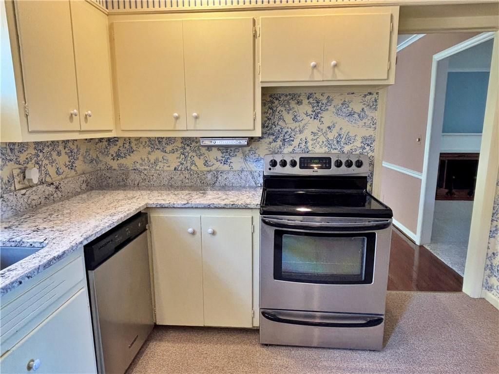 610 S Woodland Street — photo 12