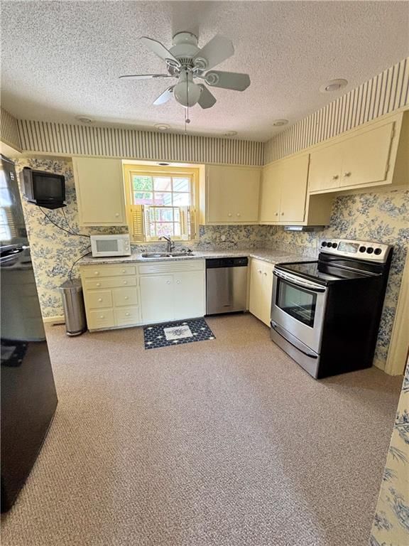 610 S Woodland Street — photo 16