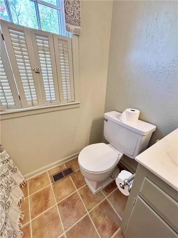 610 S Woodland Street — photo 38