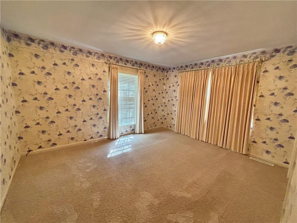 610 S Woodland Street — photo 42