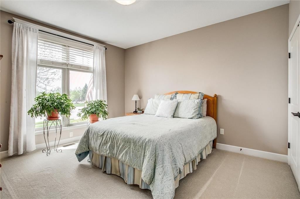 1609 NE Woodland Shores Drive — photo 19