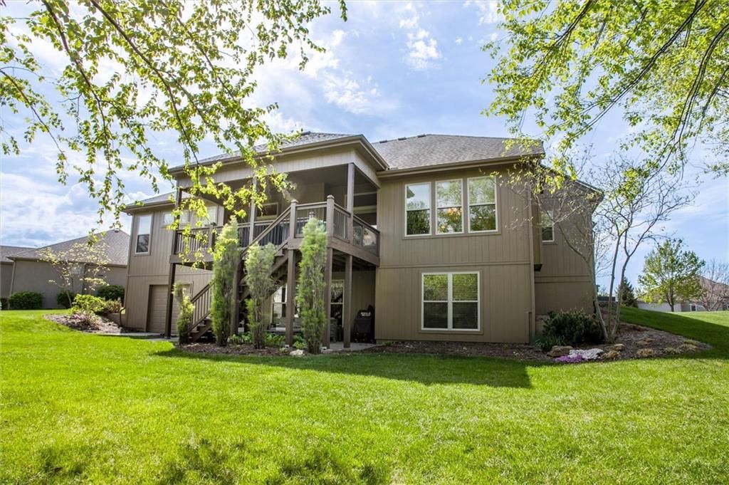 1609 NE Woodland Shores Drive — photo 32