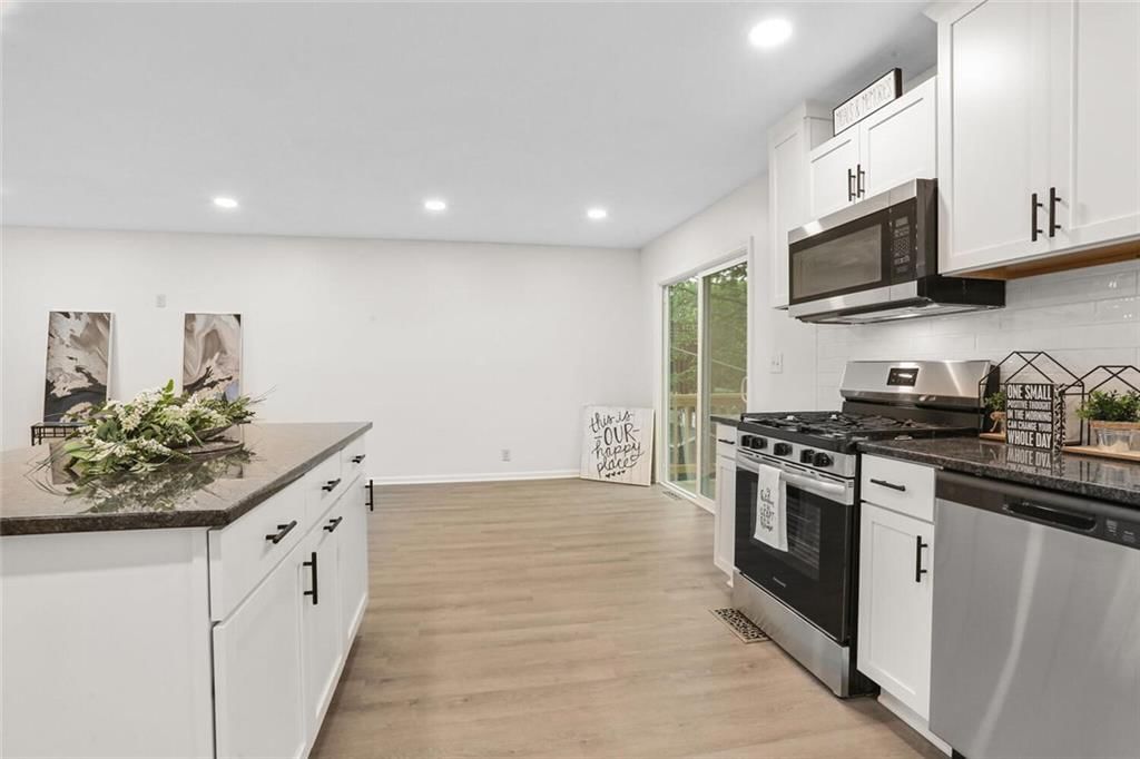9909 NW Blum Road — photo 9