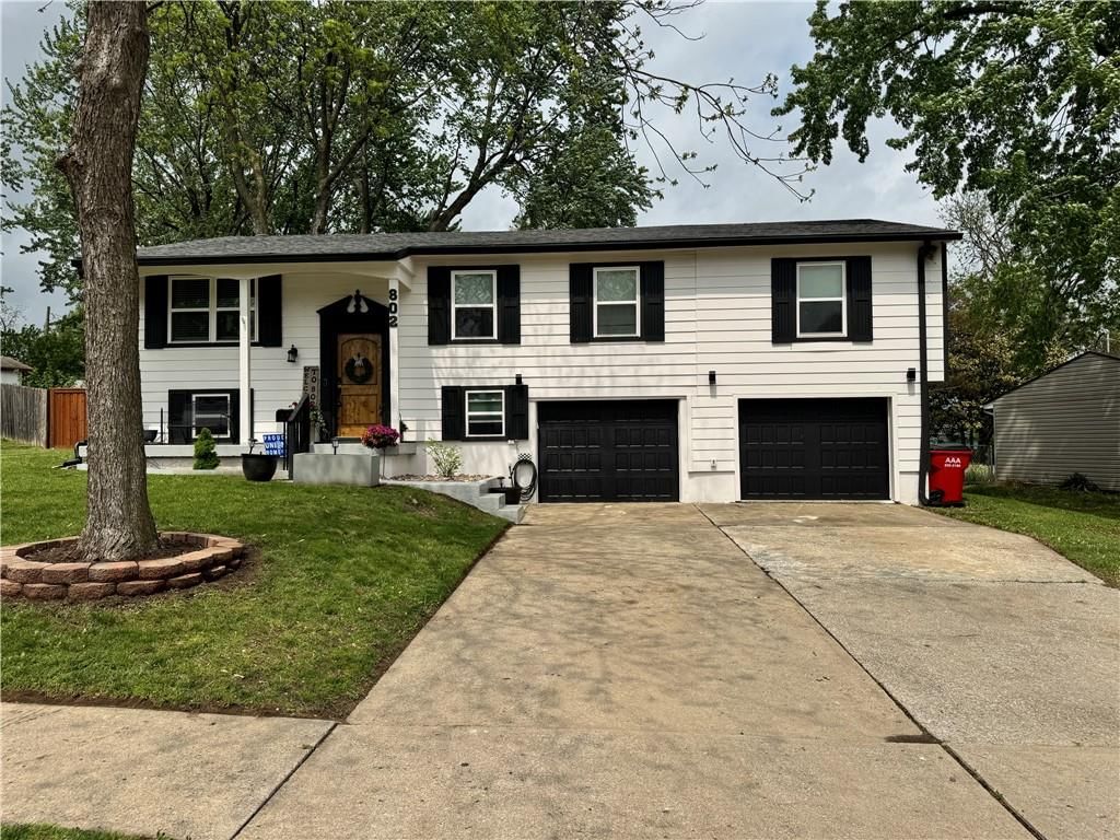 802 N Susquehanna Ridge — photo 1