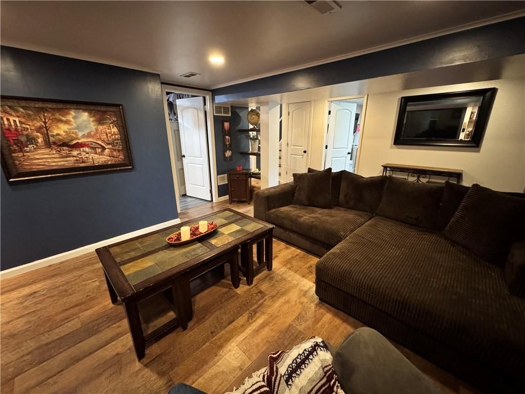 802 N Susquehanna Ridge — photo 35
